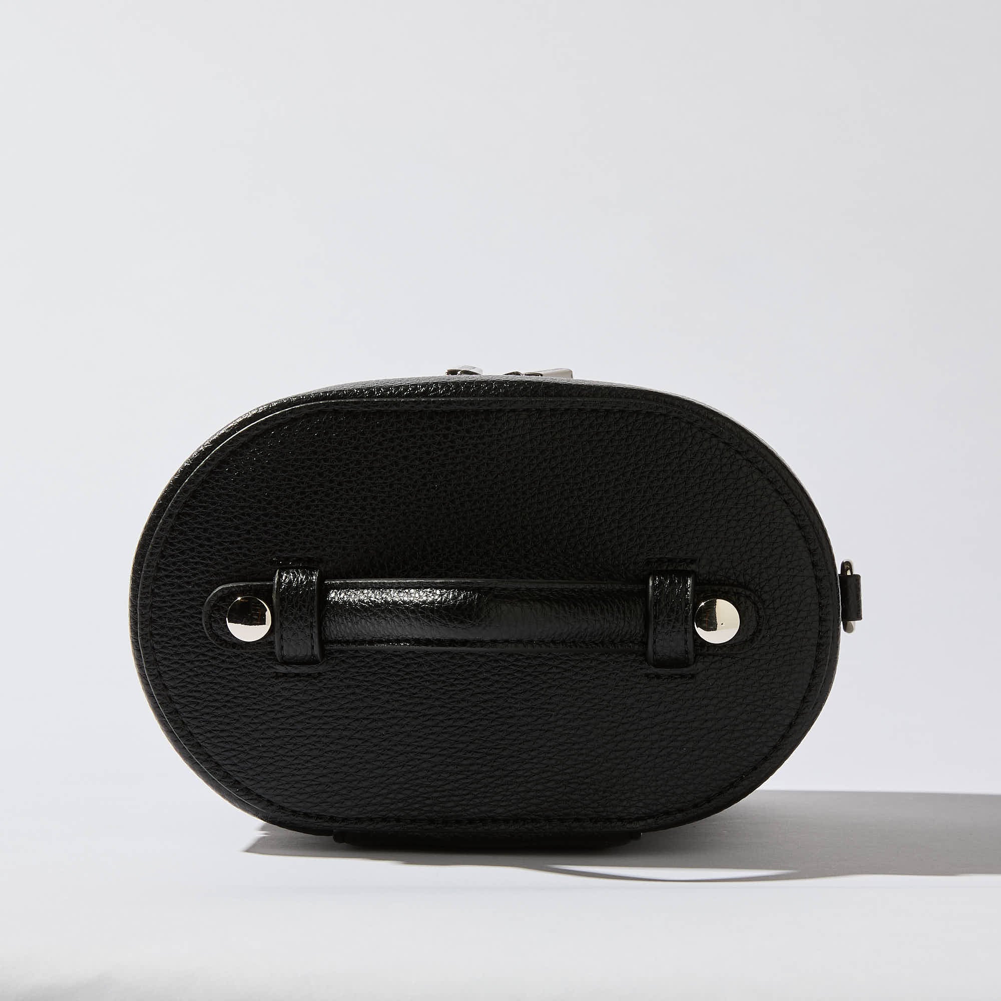 Glam Oval Toiletry Case Limited edition
