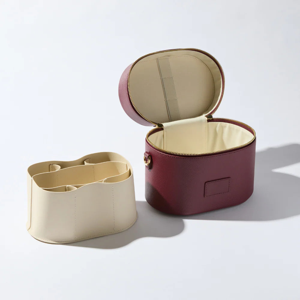 Glam Oval Toiletry Case Limited edition